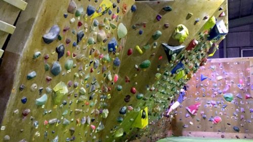 神奈川県のクライミング施設「クライミングパーク STONE MAGIC（ストーンマジック）」